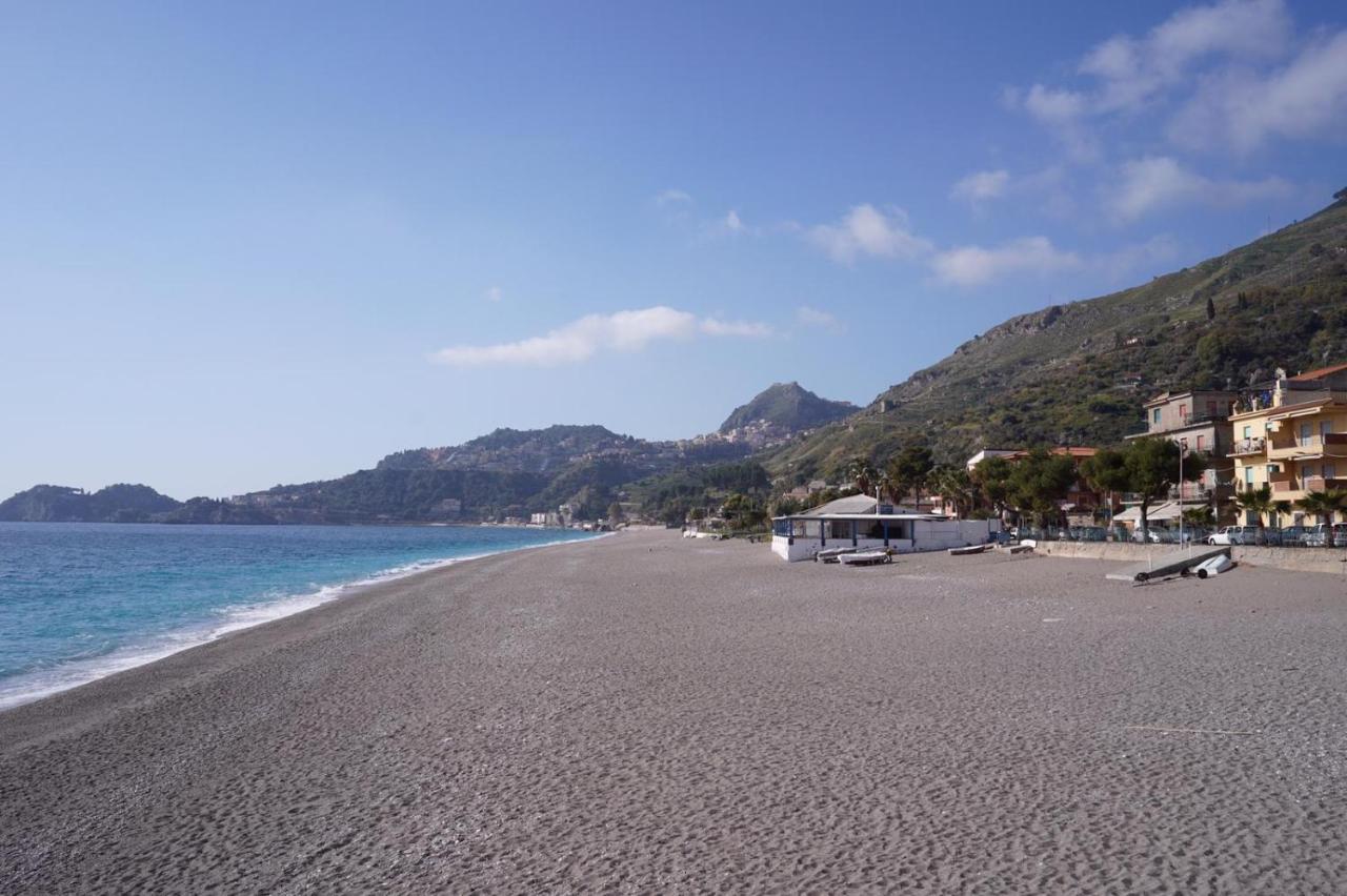 Vacanza Taormina Mare Мацео Екстериор снимка