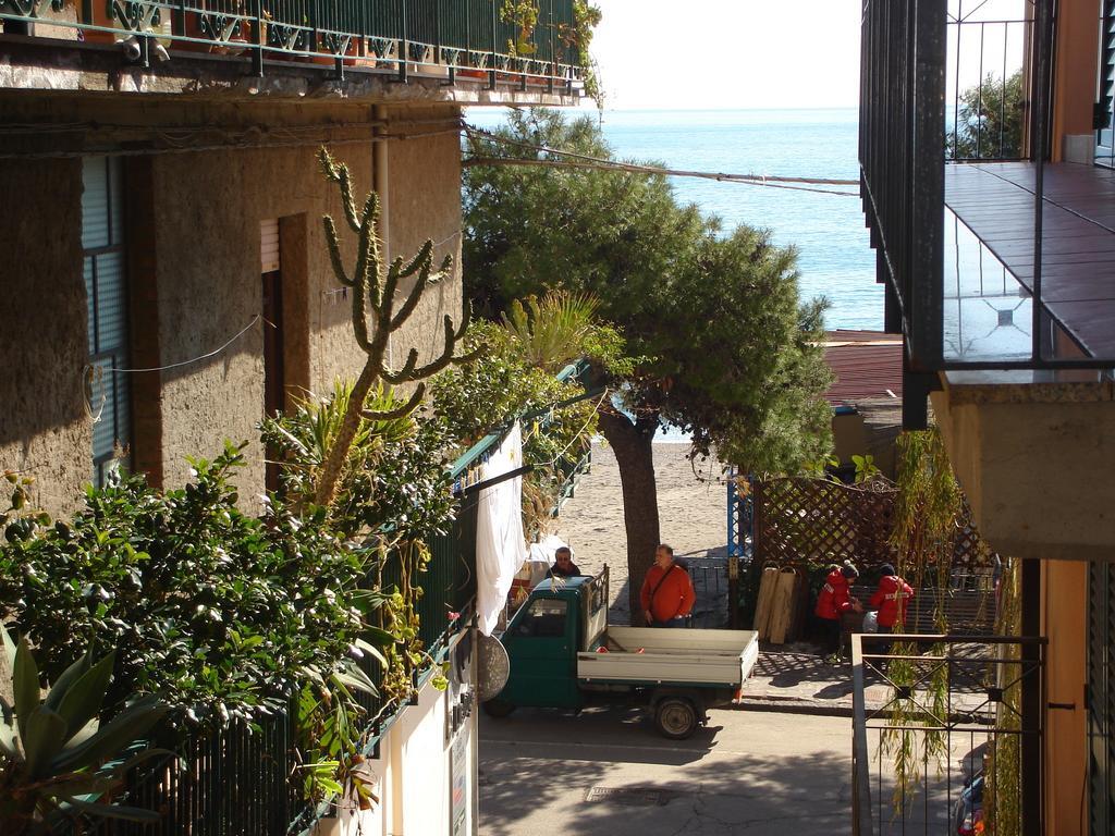 Vacanza Taormina Mare Мацео Стая снимка